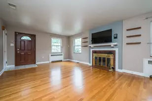 2366 Potomac Ave, Banksville/Westwood, PA 15216 - Photo 9