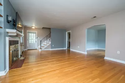 2366 Potomac Avenue, Pittsburgh, PA 15216 - Photo 9