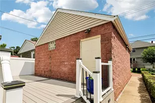 1221 Trevanion Ave, Pittsburgh, PA 15218 - Photo 47