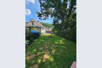 829 Vermont Ave, Glassport, PA 15045 - Photo 21