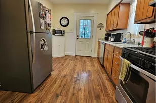 829 Vermont Ave, Glassport, PA 15045 - Photo 9