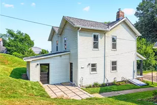 1346 Keim St, Moon/Crescent Twp, PA 15046 - Photo 45