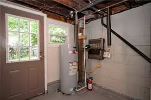 5765 Tyler Ave, Export, PA 15632 - Photo 9