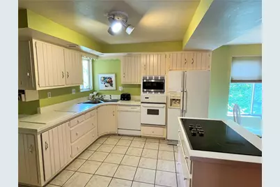 3301 Brookdale Drive, Bethel Park, PA 15241 - Photo 19