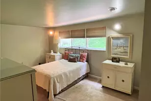 3301 Brookdale Dr, Bethel Park, PA 15241 - Photo 27