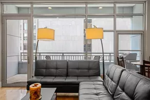 301 Fifth Ave, Pittsburgh, PA 15222 - Photo 3