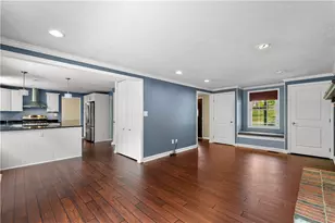 732 Thornwick Dr, Pittsburgh, PA 15243 - Photo 13