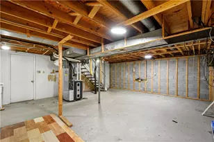 732 Thornwick Dr, Pittsburgh, PA 15243 - Photo 25