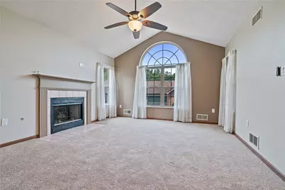 1429 Greenbriar Court, South Park, PA 15129 - Photo 5