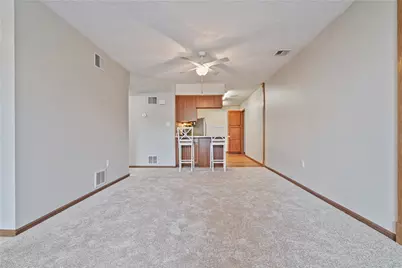 1429 Greenbriar Court, South Park, PA 15129 - Photo 7