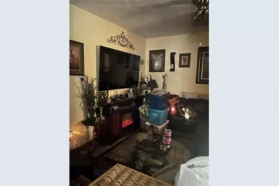 402 Meek St, Sharon, PA 16146 - Photo 7