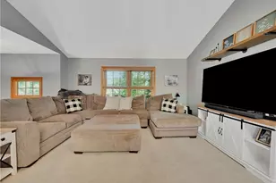 1028 Lexington Dr, Hopewell Township, PA 15001 - Photo 3