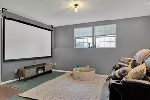 1028 Lexington Dr, Hopewell Township, PA 15001 - Photo 27