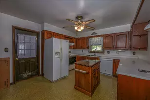 169 Ridge Dr, Fairview Township, PA 16041 - Photo 9
