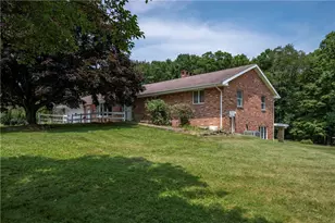 169 Ridge Dr, Fairview Township, PA 16041 - Photo 5