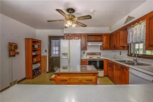 169 Ridge Dr, Fairview Township, PA 16041 - Photo 11