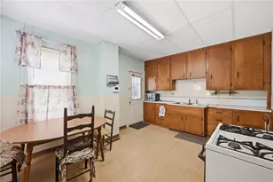 464 Logan Ave, Sharon, PA 16146 - Photo 9