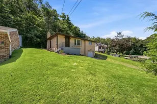 1994 McKinney Rd, Monroeville, PA 15146 - Photo 3