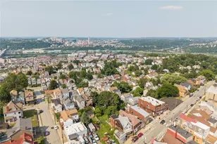 2332 Eccles St, Pittsburgh, PA 15210 - Photo 29