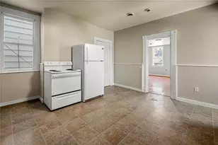 2332 Eccles St, Pittsburgh, PA 15210 - Photo 19