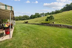 227 Saddlebrook Dr, White Township, PA 15701 - Photo 27