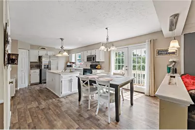 232 Carriage Blvd, Pittsburgh, PA 15239 - Photo 7