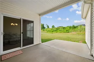 312 Gleneagles Dr, Center Township, PA 16001 - Photo 33