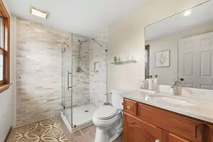 10062 Oakridge Dr, Pittsburgh, PA 15090 - Photo 21
