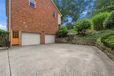 10062 Oakridge Drive, Pittsburgh, PA 15090 - Photo 39