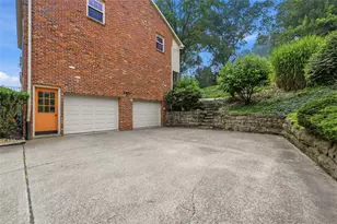 10062 Oakridge Dr, Pittsburgh, PA 15090 - Photo 39