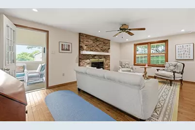 10062 Oakridge Drive, Pittsburgh, PA 15090 - Photo 7