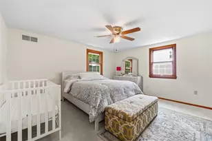 10062 Oakridge Dr, Pittsburgh, PA 15090 - Photo 23