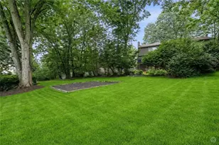 10062 Oakridge Dr, Pittsburgh, PA 15090 - Photo 37