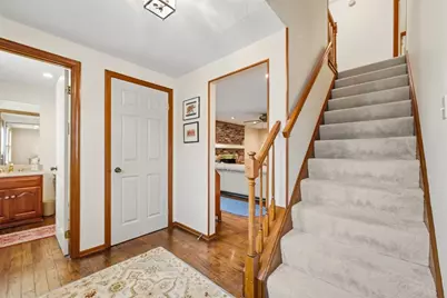 10062 Oakridge Drive, Pittsburgh, PA 15090 - Photo 3