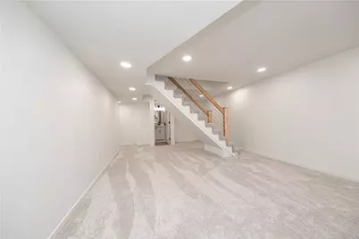 1040 Summit Dr, Greensburg, PA 15601 - Photo 19