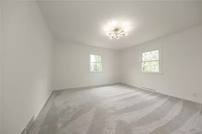 1040 Summit Dr, Greensburg, PA 15601 - Photo 21