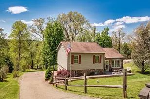 638 Knoll Ln, Upper Burrell, PA 15613 - Photo 3