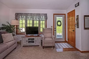 638 Knoll Ln, Upper Burrell, PA 15613 - Photo 17