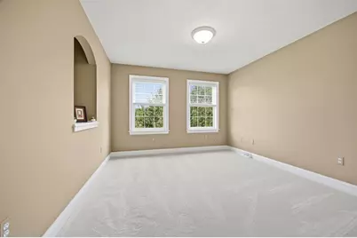 202 W Vanderbilt Drive, Adams Township, PA 16046 - Photo 21