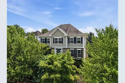 202 W Vanderbilt Drive, Adams Township, PA 16046 - Photo 1