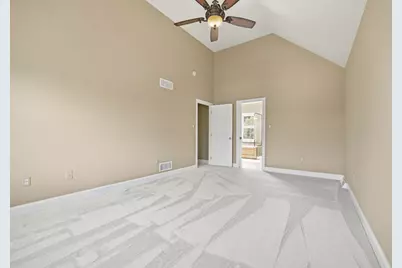 202 W Vanderbilt Drive, Adams Township, PA 16046 - Photo 25