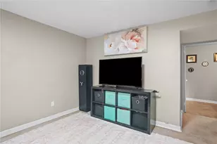 275 Lilac Dr, Monroeville, PA 15146 - Photo 25