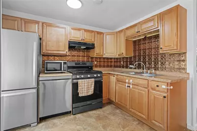 275 Lilac Dr, Monroeville, PA 15146 - Photo 5