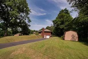 164 Dwellington Dr, Middlesex Township, PA 16059 - Photo 3