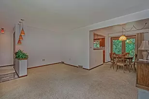 164 Dwellington Dr, Middlesex Township, PA 16059 - Photo 11