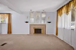201 Santa Fe Dr, Bethel Park, PA 15102 - Photo 7