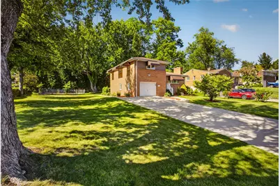 201 Santa Fe Dr, Bethel Park, PA 15102 - Photo 3
