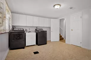 201 Santa Fe Dr, Bethel Park, PA 15102 - Photo 39