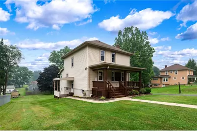 110 Bartley Ave, Twp of But NW, PA 16001 - Photo 3