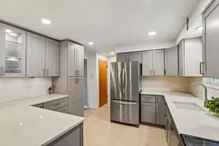 9195 Collington Square, Pittsburgh, PA 15101 - Photo 5